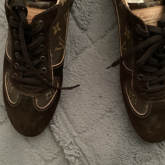 Louis Vuitton Men’s Energie Sneaker Brown Leather LV size 9 - Picture 8 of 11